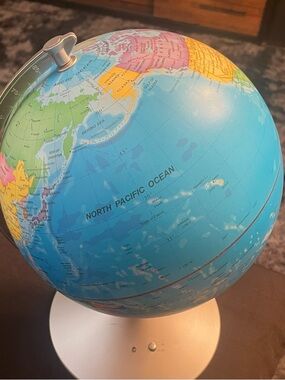 Blue Globe with Silver Metallic Silver Base Light Up Constallations